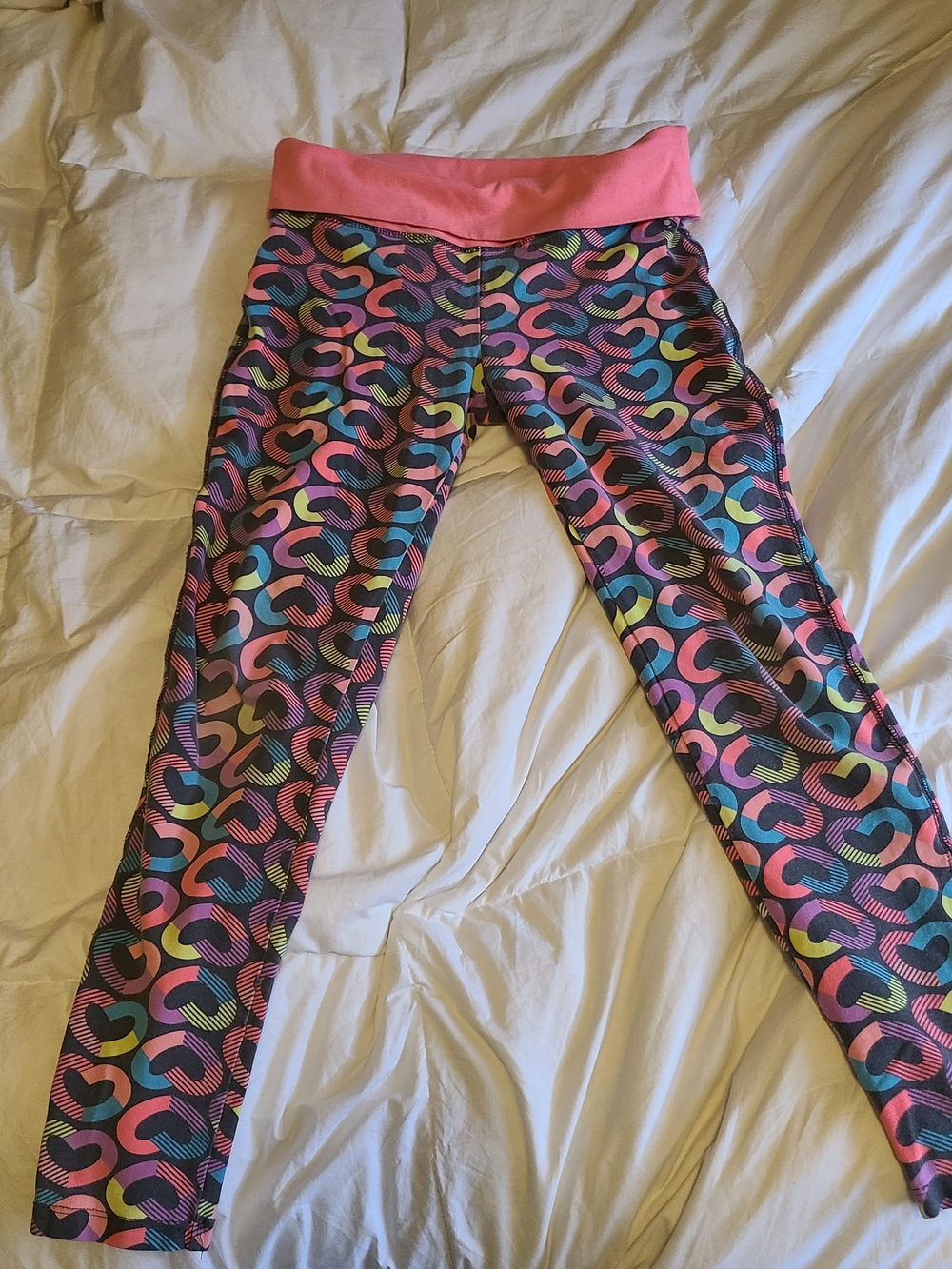 Xersion Multi-Color Heart Pattern Leggings with Pink Waistband